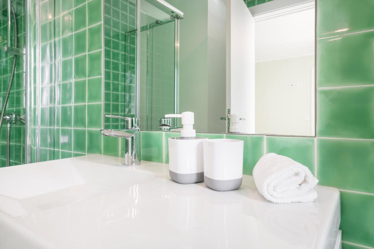 Olala Lisbon Oriente Suites A Dış mekan fotoğraf